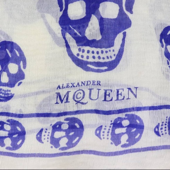 ALEXANDER MCQUEEN Classic Silk Chiffon Scarf - Picture 1 of 4